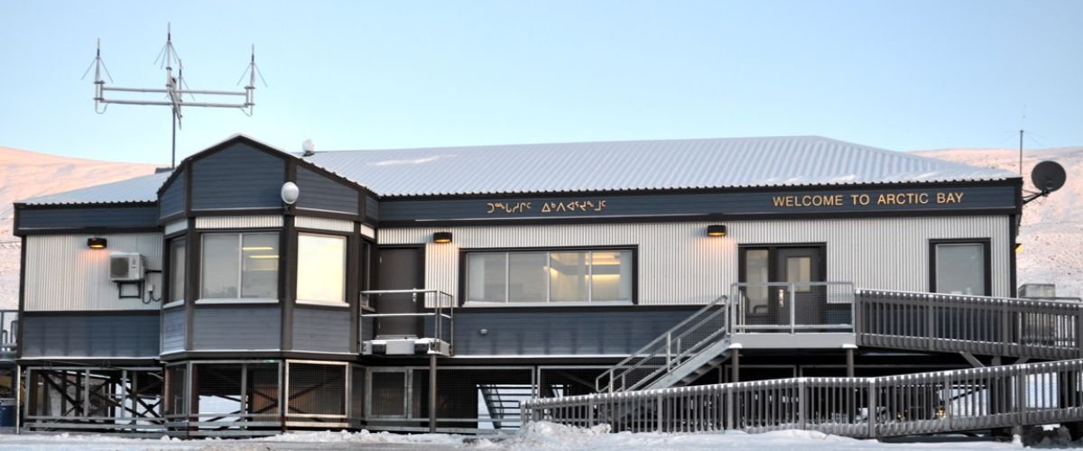 Canadian North Airlines YAB Terminal – Arctic Bay Airport