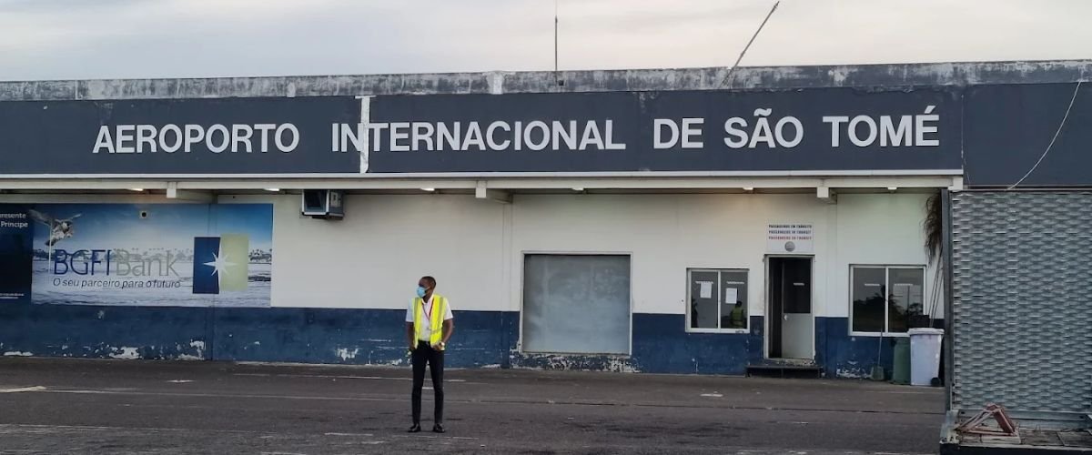TAAG Angola Airlines TMS Terminal – São Tomé Airport